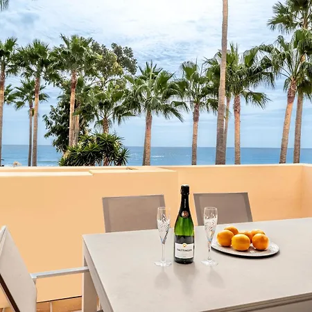 Apartment Beautiful Beachfront Estepona