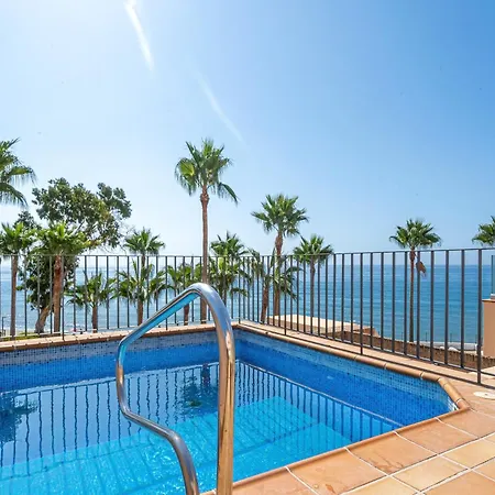 Apartment Beautiful Beachfront *